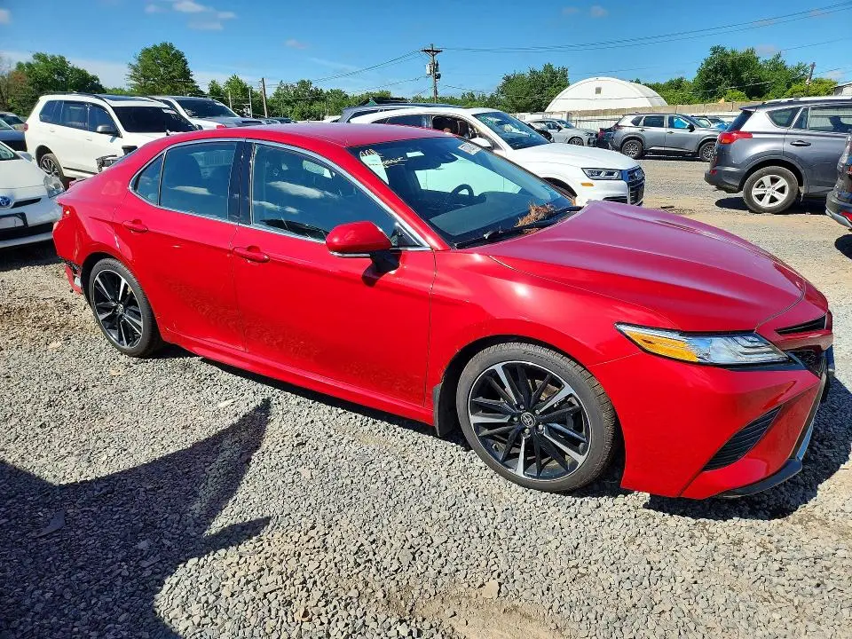 2020 TOYOTA CAMRY XSE  