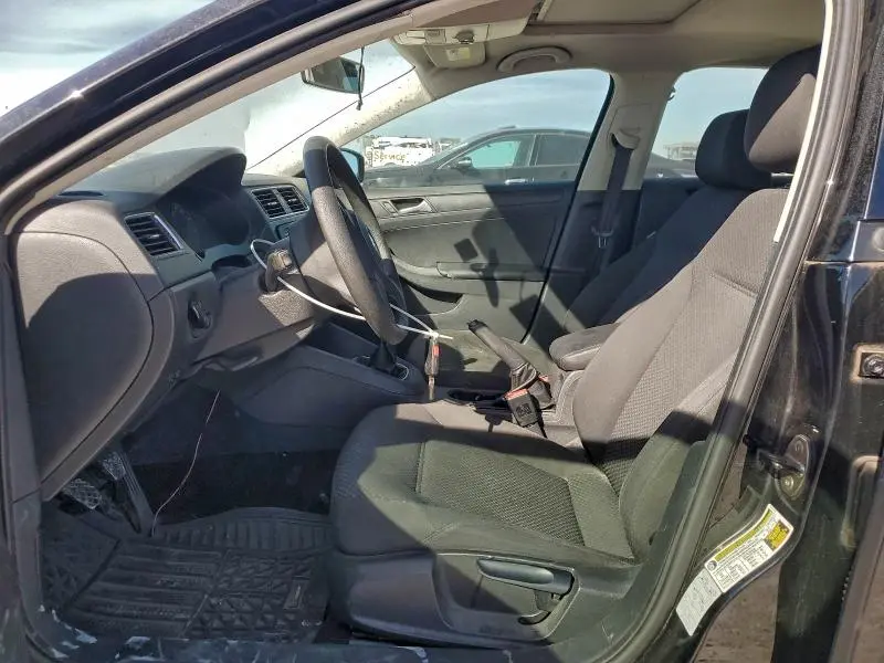 2013 VOLKSWAGEN JETTA BASE  