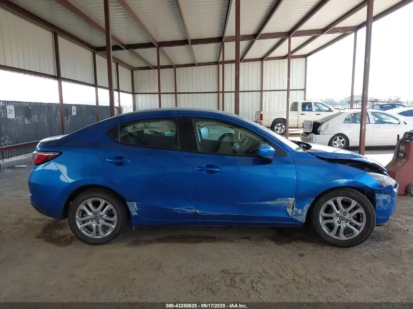 2017 TOYOTA YARIS IA  