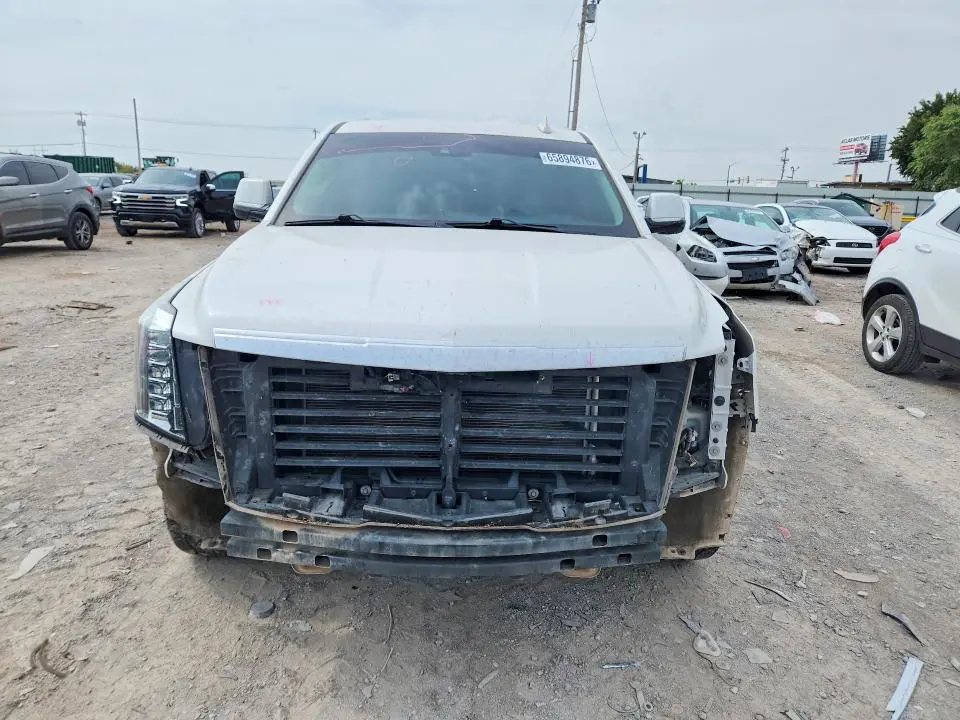 2018 CADILLAC ESCALADE LUXURY  