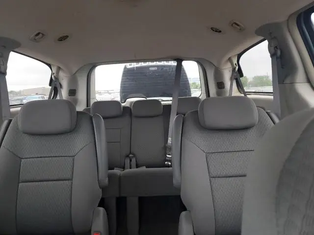 2010 CHRYSLER TOWN & COUNTRY LX  