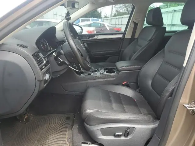2016 VOLKSWAGEN TOUAREG SPORT  