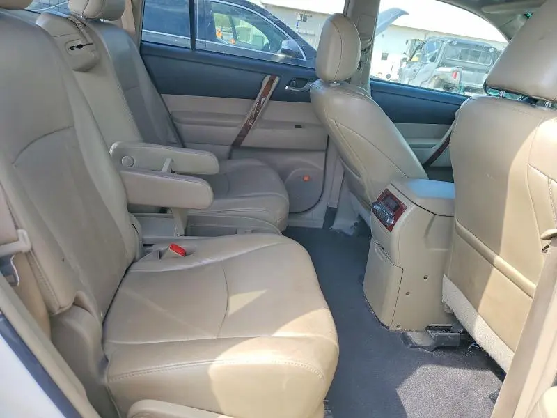 2012 TOYOTA HIGHLANDER LIMITED  