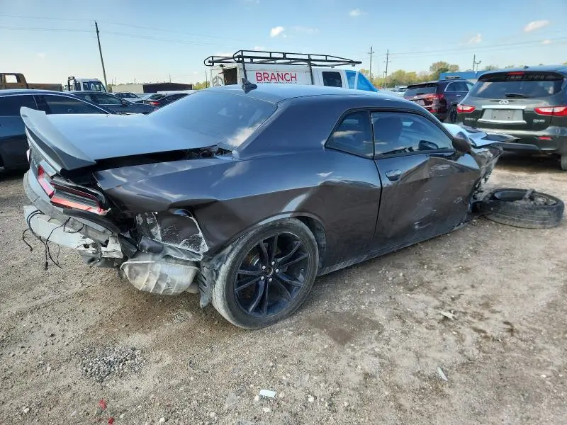 2016 DODGE CHALLENGER SXT  