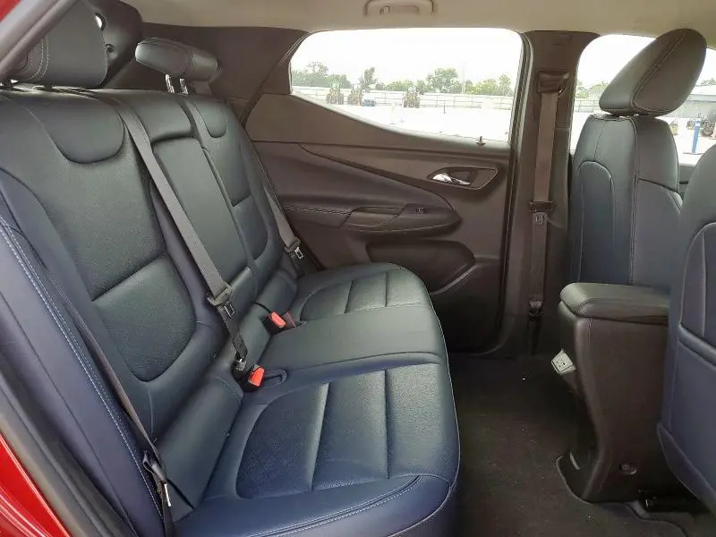 2022 CHEVROLET BOLT EUV LT  