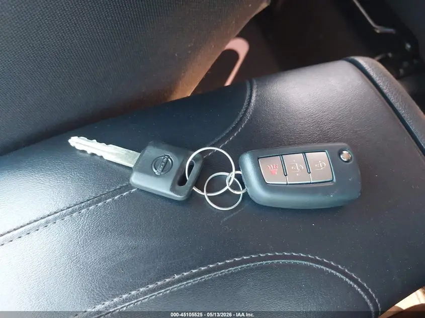 2017 NISSAN ROGUE S