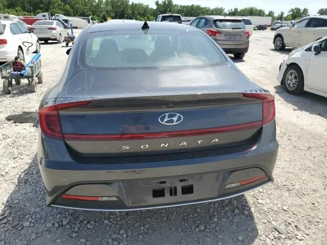 2022 HYUNDAI SONATA SE  