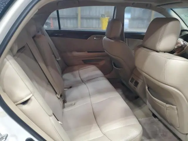 2010 TOYOTA AVALON XL