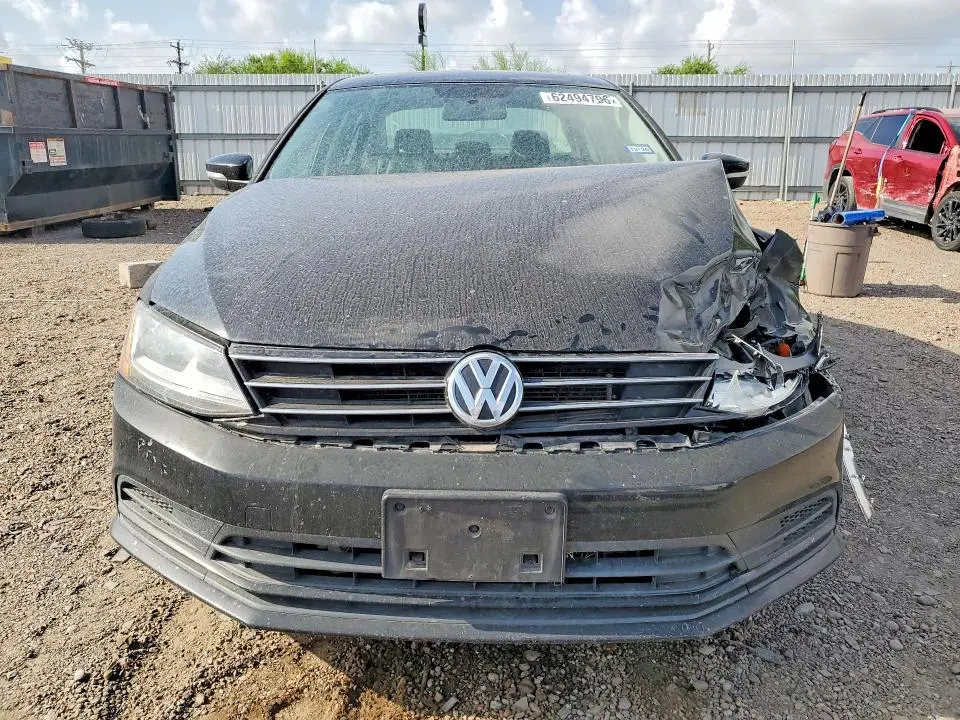 2017 VOLKSWAGEN JETTA SE  