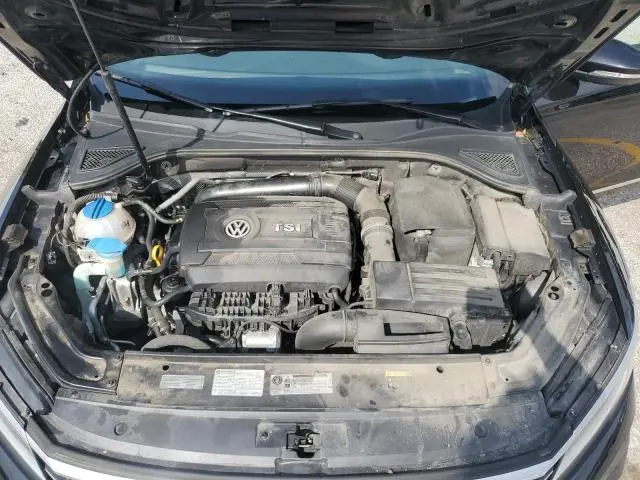 2017 VOLKSWAGEN PASSAT R-LINE  