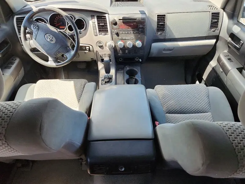 2010 TOYOTA TUNDRA CREWMAX SR5  