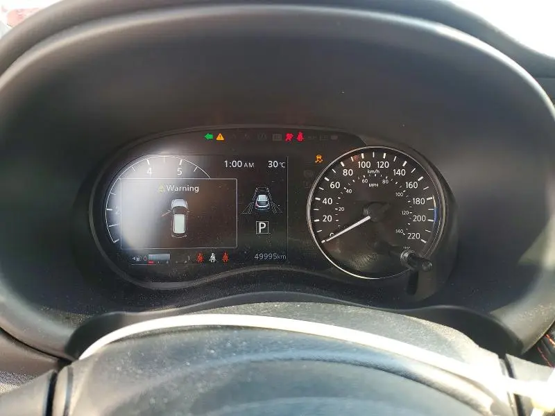 2023 NISSAN KICKS SR  
