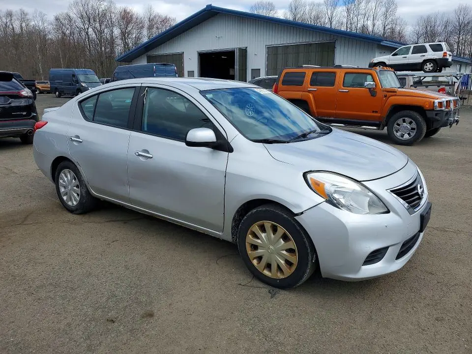 2013 NISSAN VERSA 1.6 S  