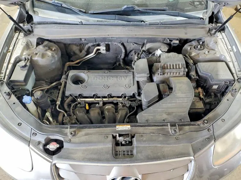 2011 HYUNDAI SANTA FE GLS  