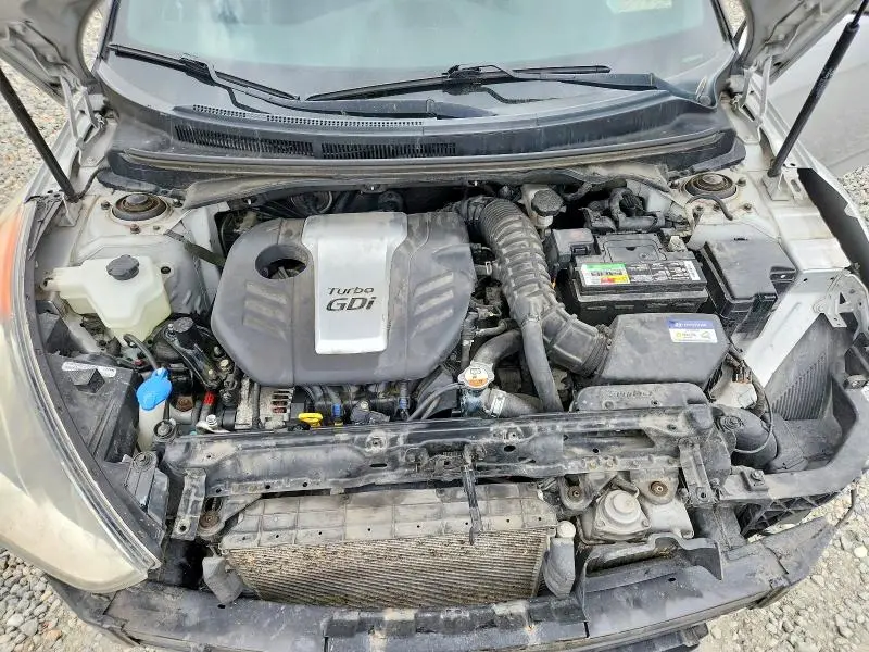 2016 HYUNDAI VELOSTER TURBO  