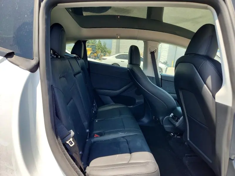 2025 TESLA MODEL Y   