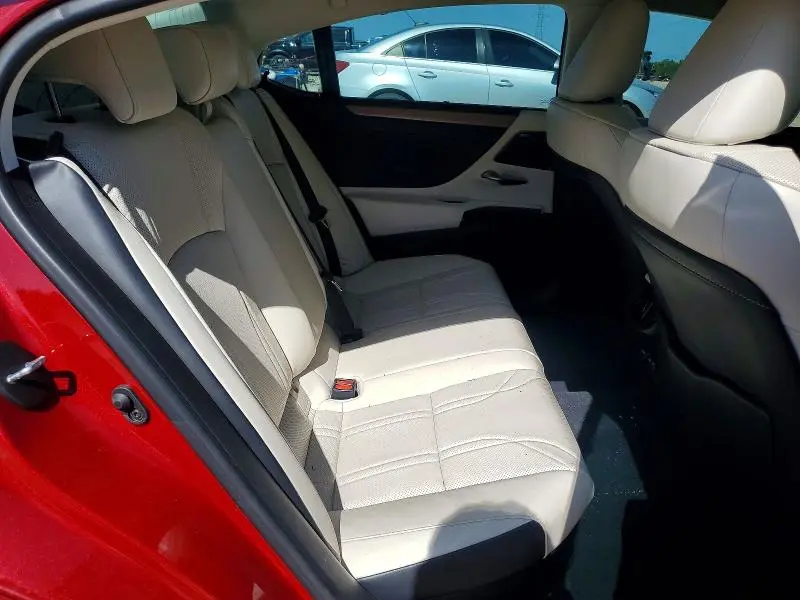2024 LEXUS ES 300H ULTRA LUXURY  