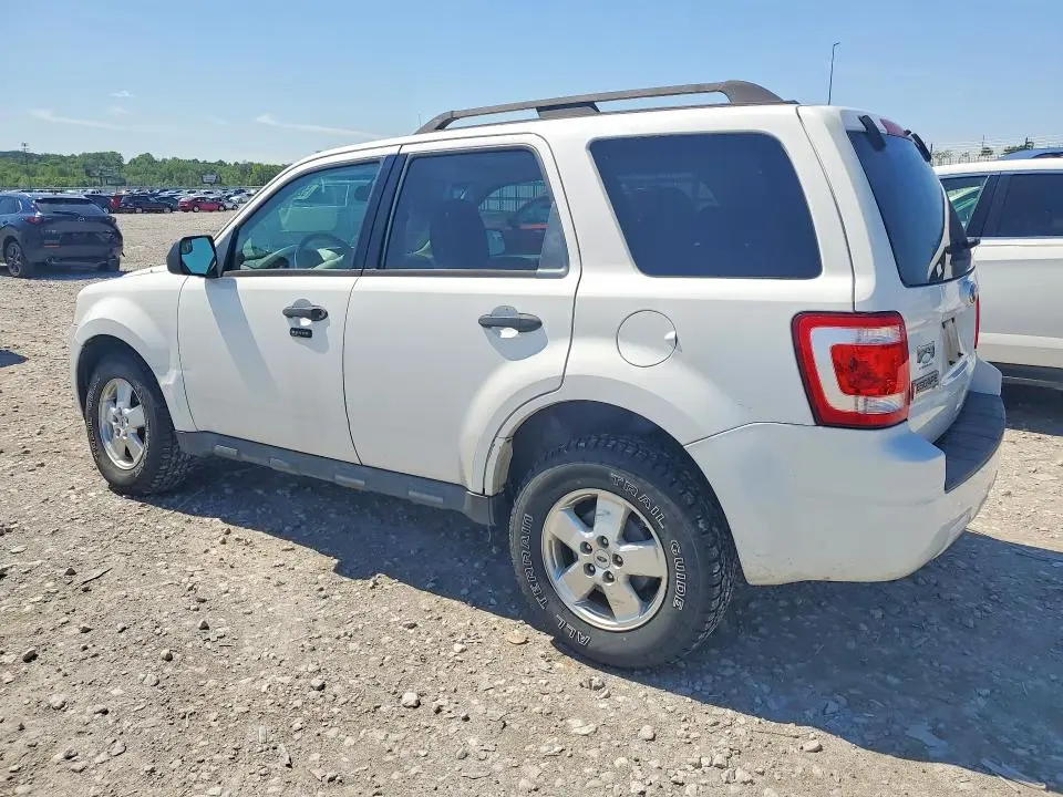 2011 FORD ESCAPE XLT  