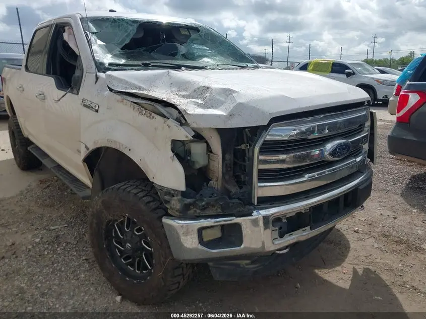 2016 FORD F-150 LARIAT