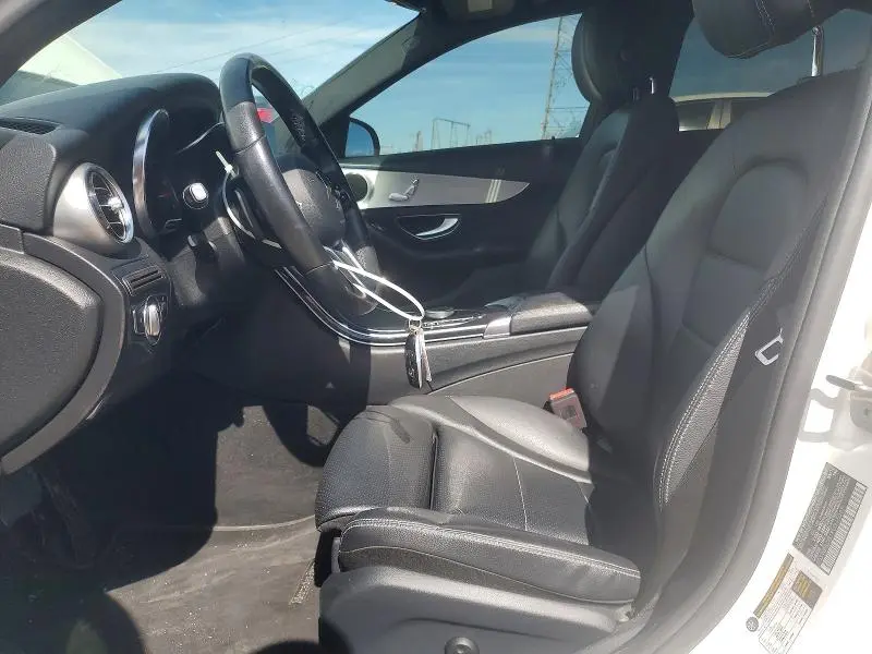 2019 MERCEDES-BENZ C 300  