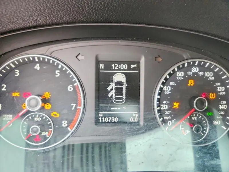2014 VOLKSWAGEN PASSAT SE  