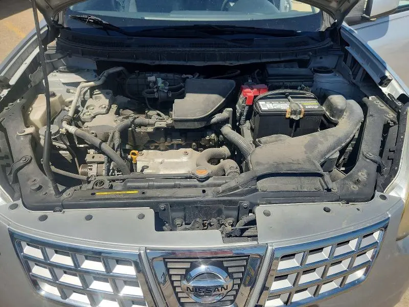 2010 NISSAN ROGUE SL  
