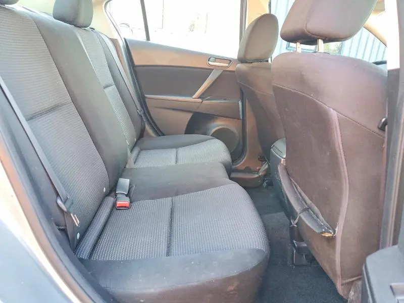 2012 MAZDA 3 I  