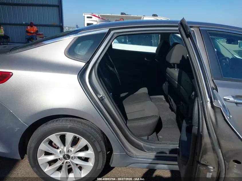 2017 KIA OPTIMA LX