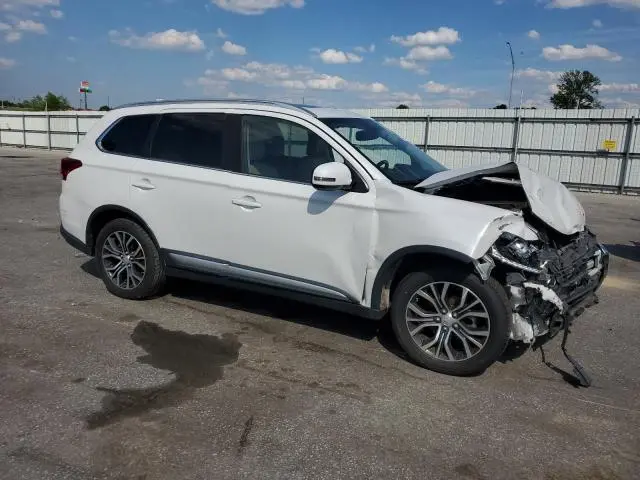2017 MITSUBISHI OUTLANDER SE  
