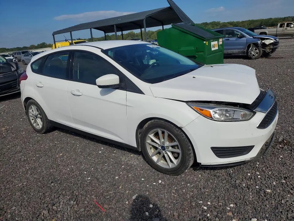 2018 FORD FOCUS SE  