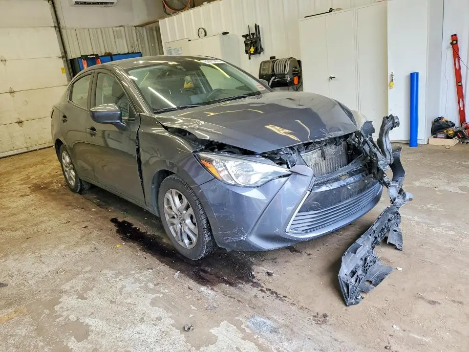 2018 TOYOTA YARIS IA BASE  