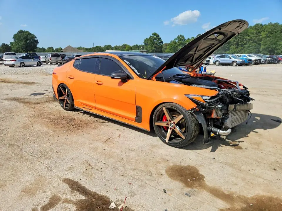 2019 KIA STINGER GT  