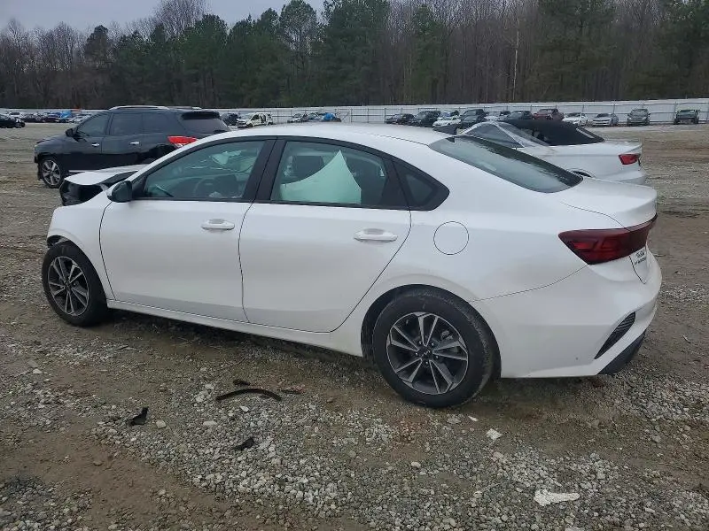 2024 KIA FORTE LX  