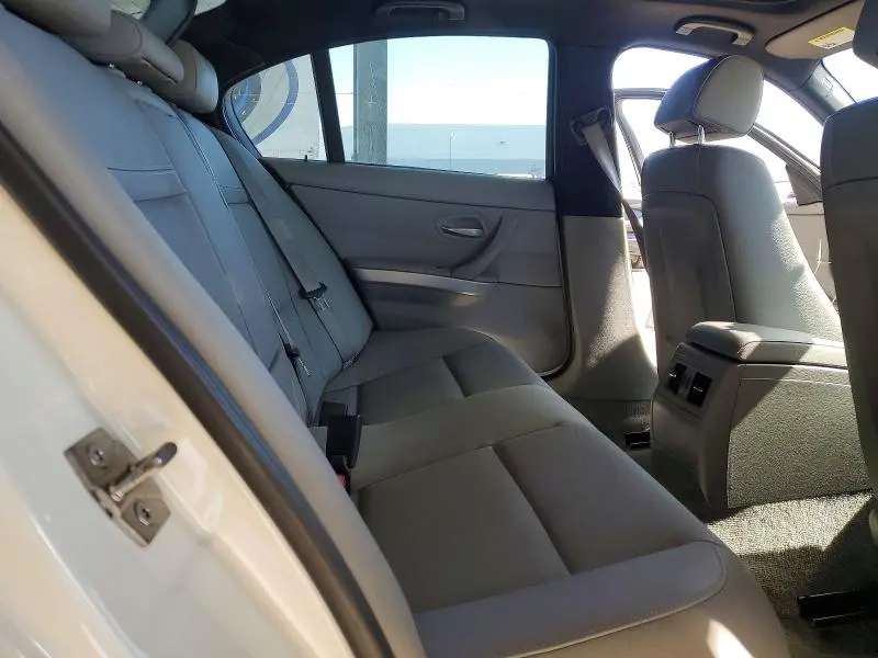 2011 BMW 335 I  