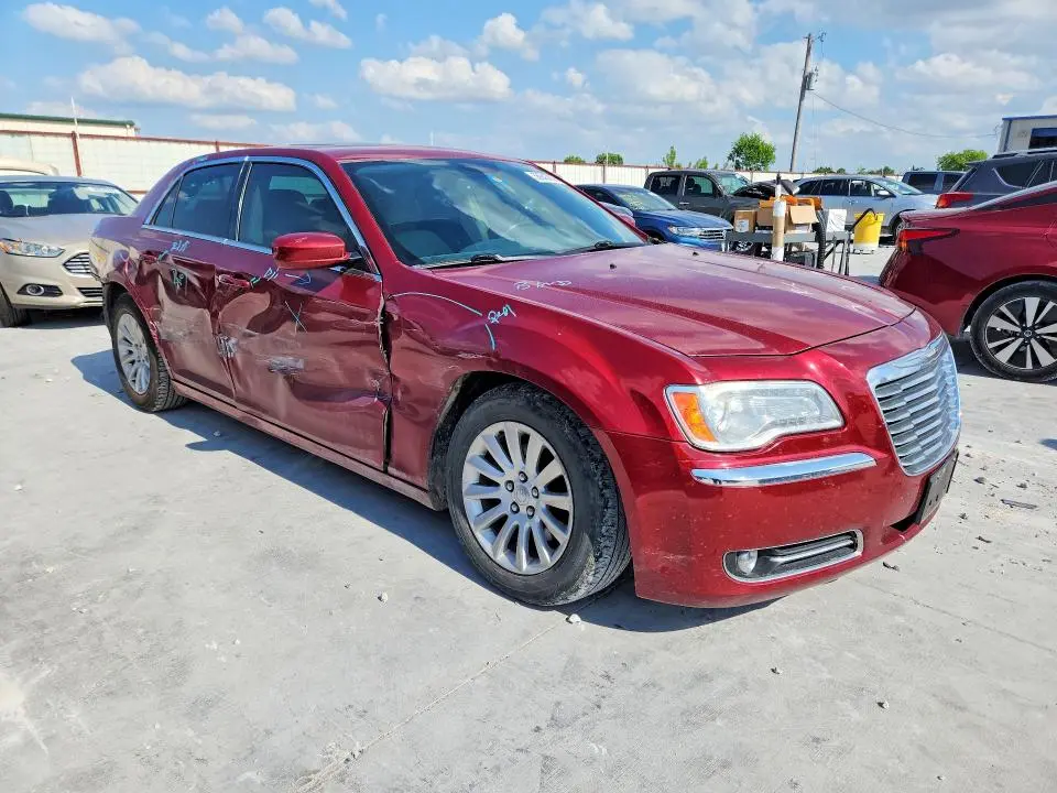 2013 CHRYSLER 300   