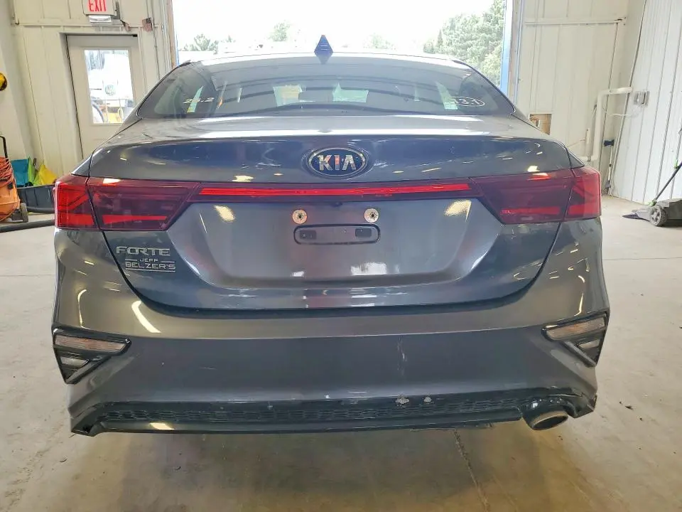 2019 KIA FORTE LXS  
