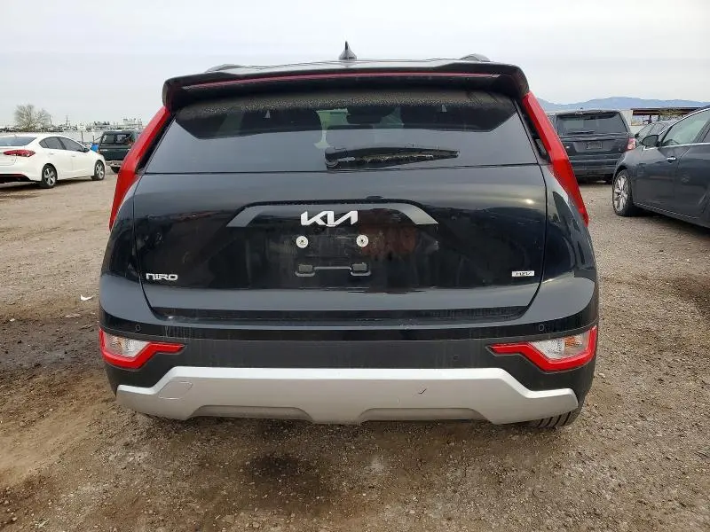2024 KIA NIRO EX  