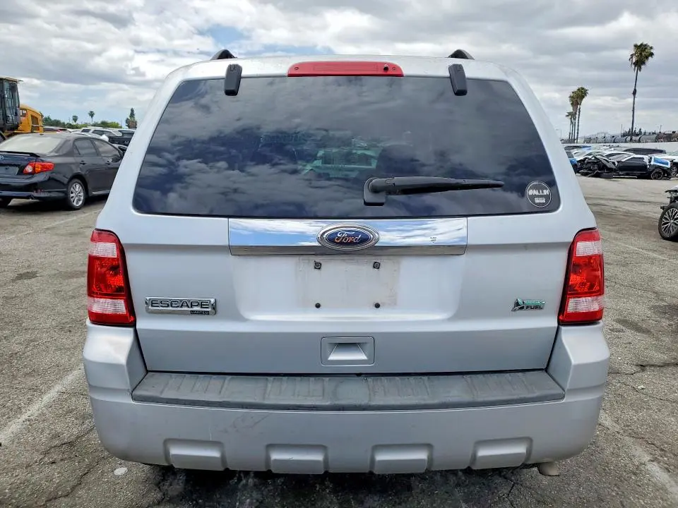 2010 FORD ESCAPE LIMITED  