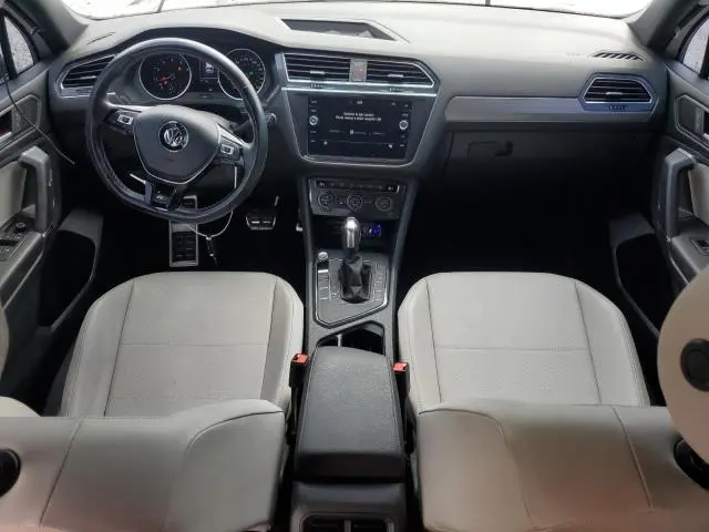 2020 VOLKSWAGEN TIGUAN SE  