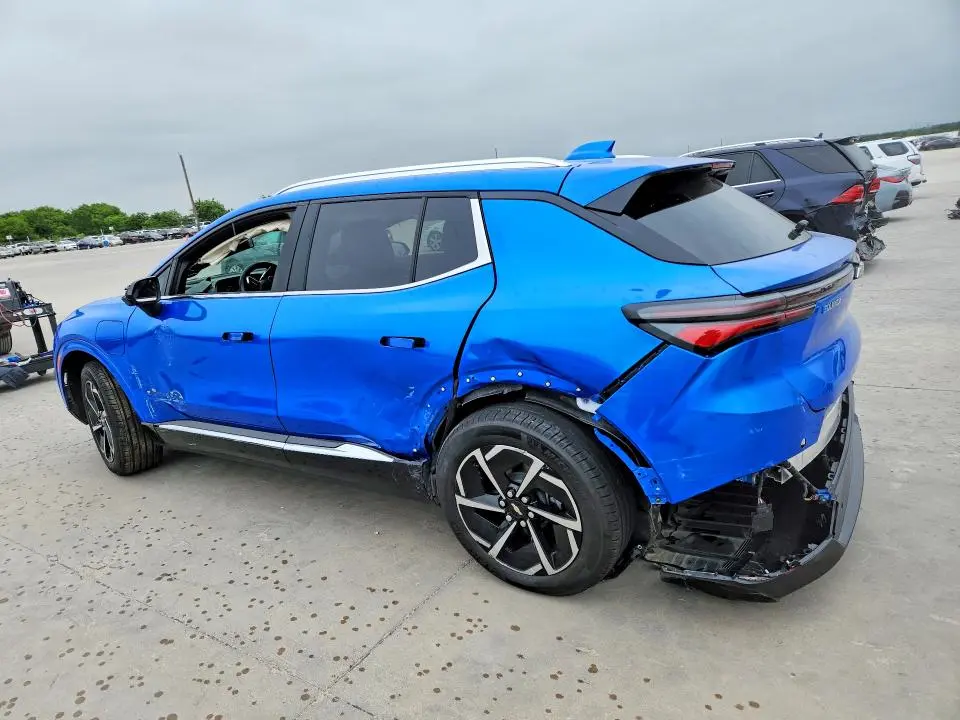 2025 CHEVROLET EQUINOX LT  
