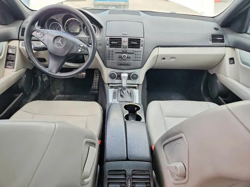 2010 MERCEDES-BENZ C 300  