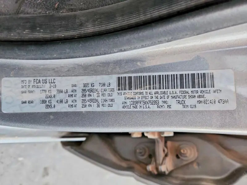 2019 RAM 1500 LARAMIE  