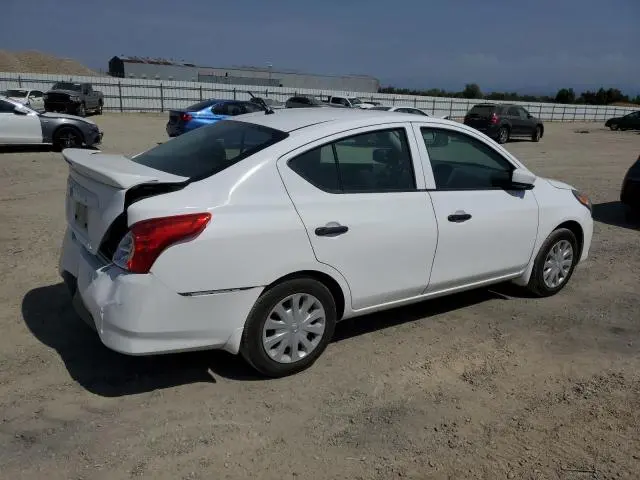 2019 NISSAN VERSA S