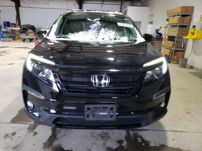 2021 HONDA PILOT SE  