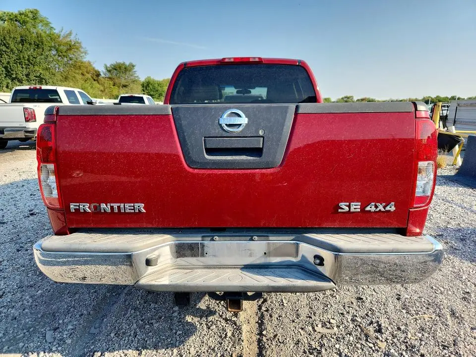 2010 NISSAN FRONTIER SE V6  
