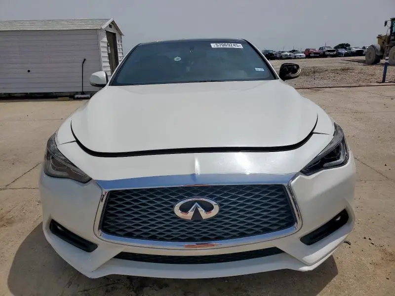 2017 INFINITI Q60 RED SPORT 400  