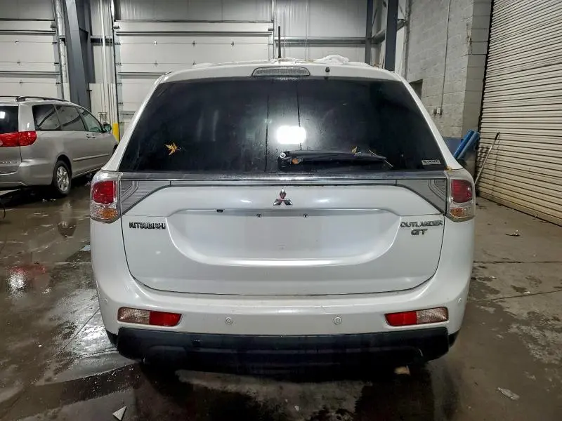 2014 MITSUBISHI OUTLANDER GT  