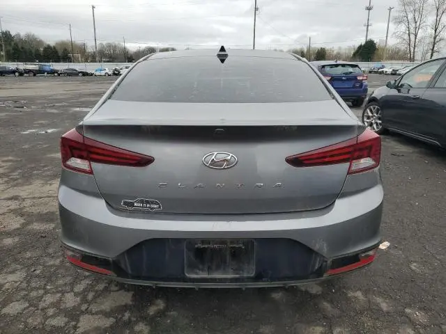 2019 HYUNDAI ELANTRA SEL  