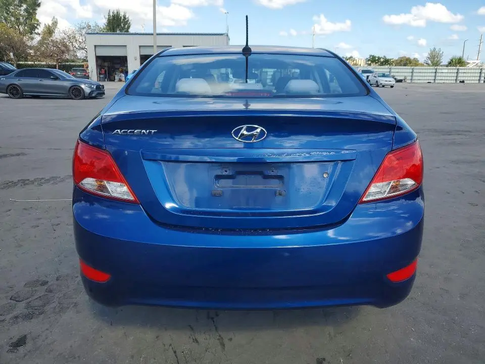 2015 HYUNDAI ACCENT GLS  