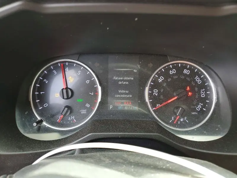 2019 TOYOTA RAV4 LE  